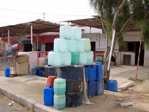 Roadside petrol station - cheaper from Liberia © Clare and Andrew Payne